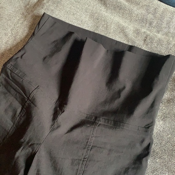 Black maternity pants with stretch size small - Picture 3 of 5